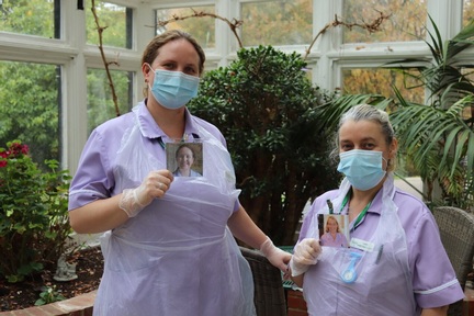 Should care home deals workers wear masks