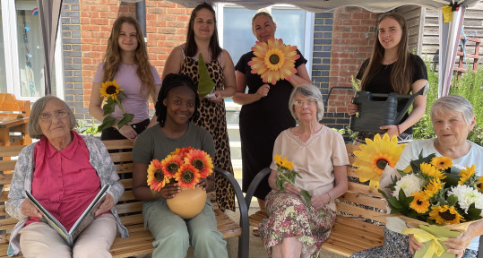 Green-thumbed seniors bloom bliss, and fundraise for dementia charity