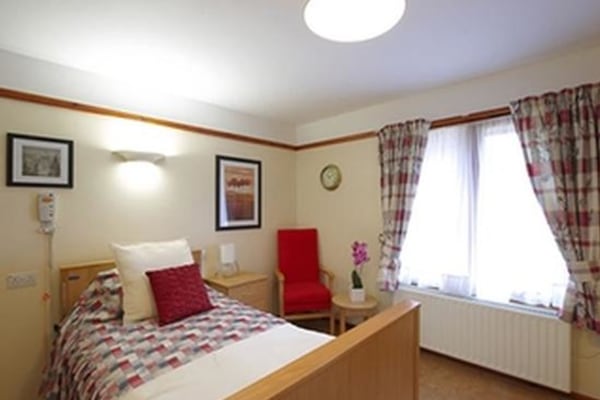 Broadwater Lodge, Godalming, Surrey