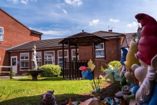 Roxburgh House Care Home, Reddal Hill Road