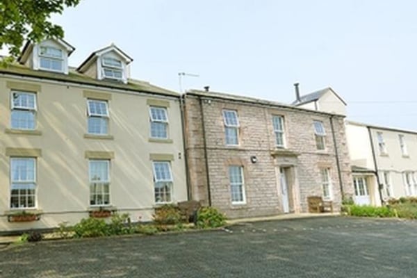 Garden House, 174 Main Street