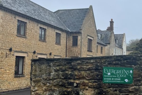 Evergreens Lodge, Sherborne, Dorset