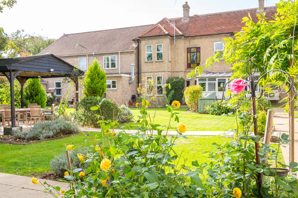 Thorp House, Church Road