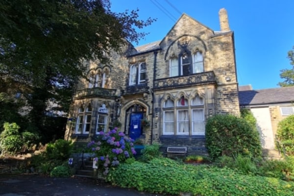 Thornhill Care Home, 6 Thornhill Road