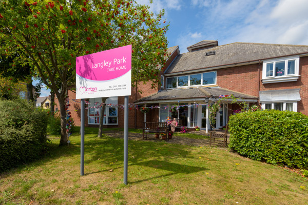 Langley Park Care Home, Front Street