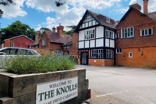 The Knolls Care Centre, Plantation Road