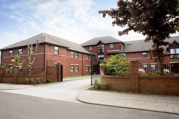 Brooklands Care Home, 44 Albany Road