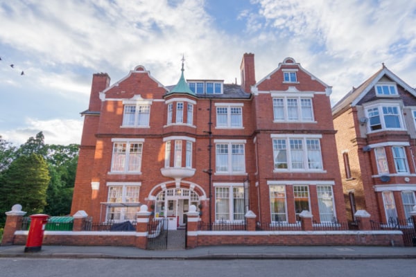 Spa Residential Home, Temple Street