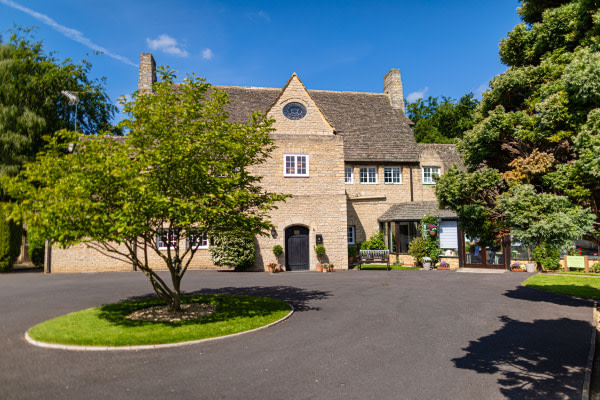 Merryfield House Nursing Home, 33 New Yatt Road