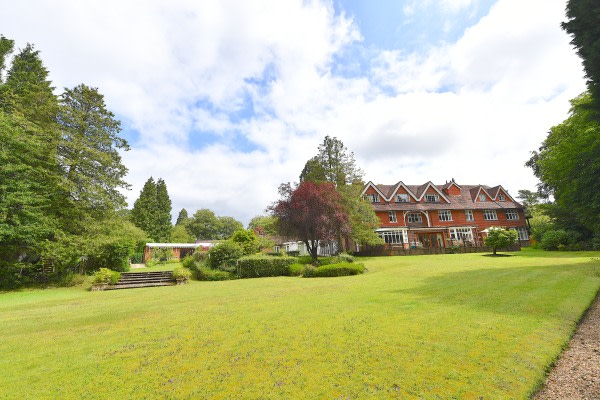 Moorhouse Care Home, Tilford Road