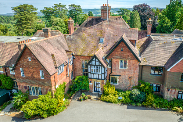 Pendean House Care Home, Off Oaklands Lane