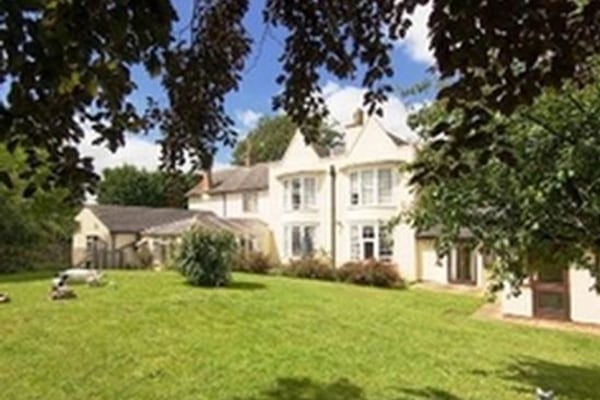 Coxwell Hall & Mews Nursing Home, 35-37 Fernham Road