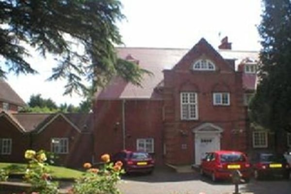 Hendford Nursing Home, Howell Hill Grove