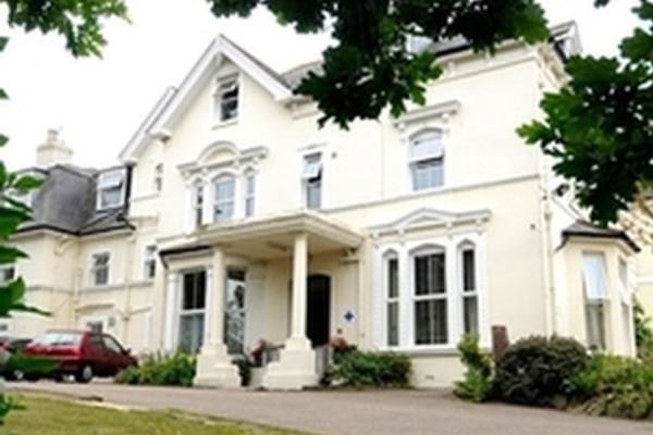 Mulberry House - Specialist Residential & Nursing Care, 7 Hollington Park Road