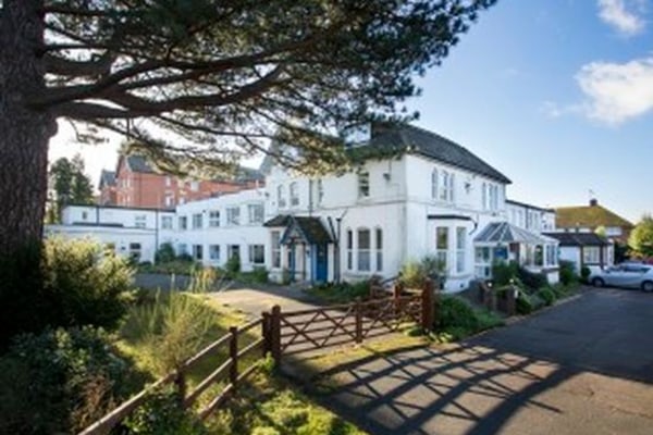 Southdowns Nursing Home, 1 Hollington Park Road