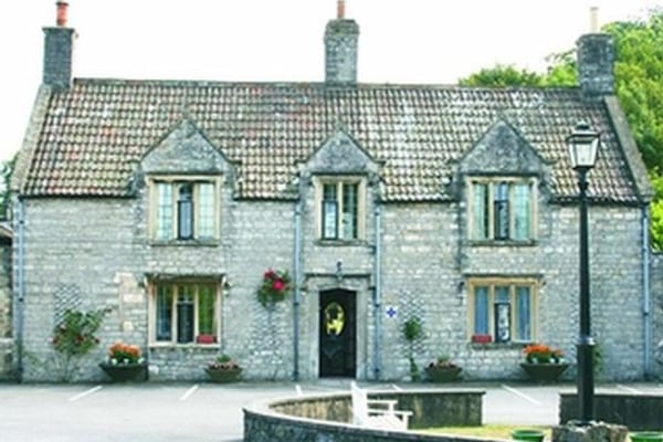 The Manor House, Uphill Road South