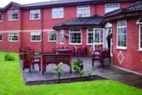 Oaklands Care Home, 238 North Street