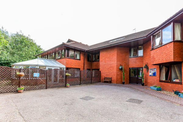 Neath House, Milton Keynes, Buckinghamshire