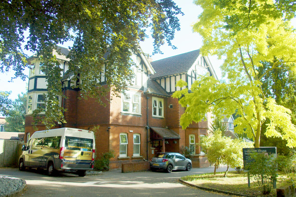 Lulworth House Residential Care Centre, Queens Avenue