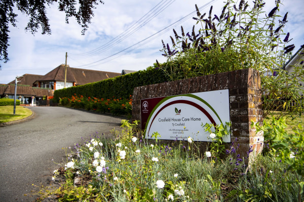 Crosfield House, Dark Lane