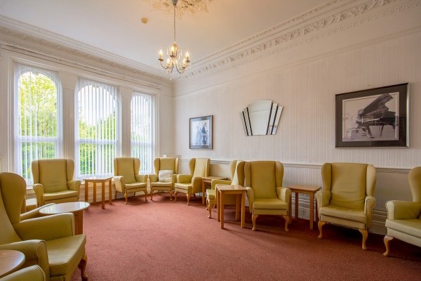 Longwood Lodge Care Home OL8 2BA