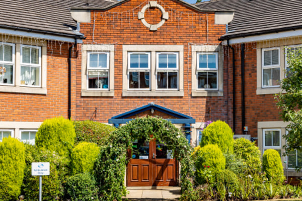 Water Royd House Nursing Home, Locke Road