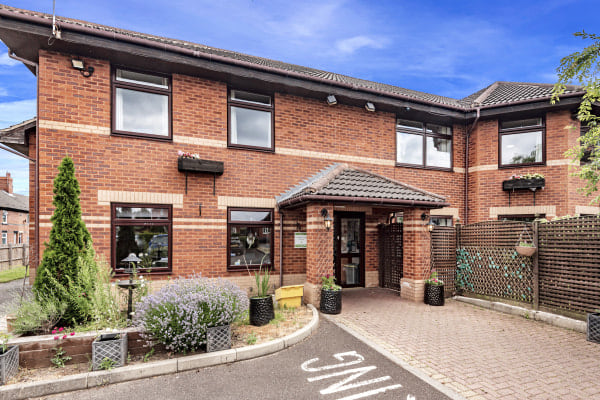 Castleford Lodge Nursing Home, High Oxford Street