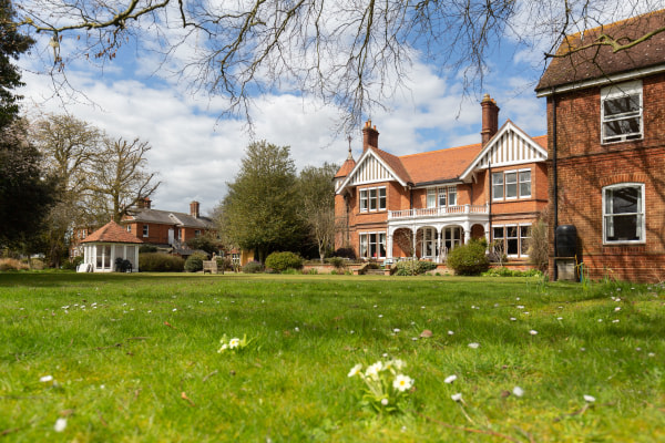 Maynell House, High Road East