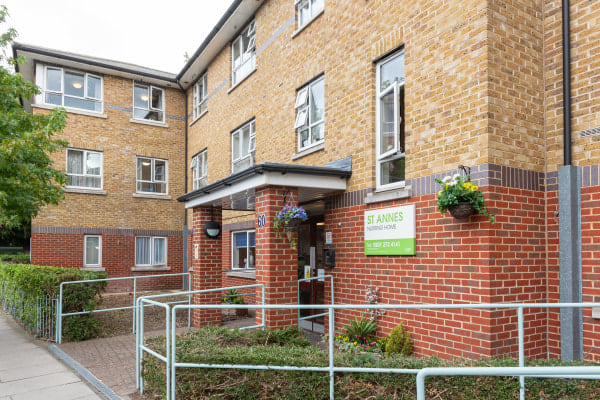 St Anne's care home, 60 Durham Road, Islington, London N7 7DL | 59 Reviews