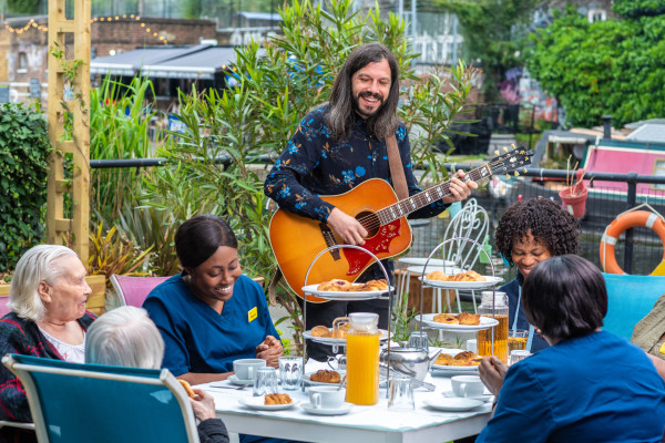 Bridgeside Lodge Care Centre, London