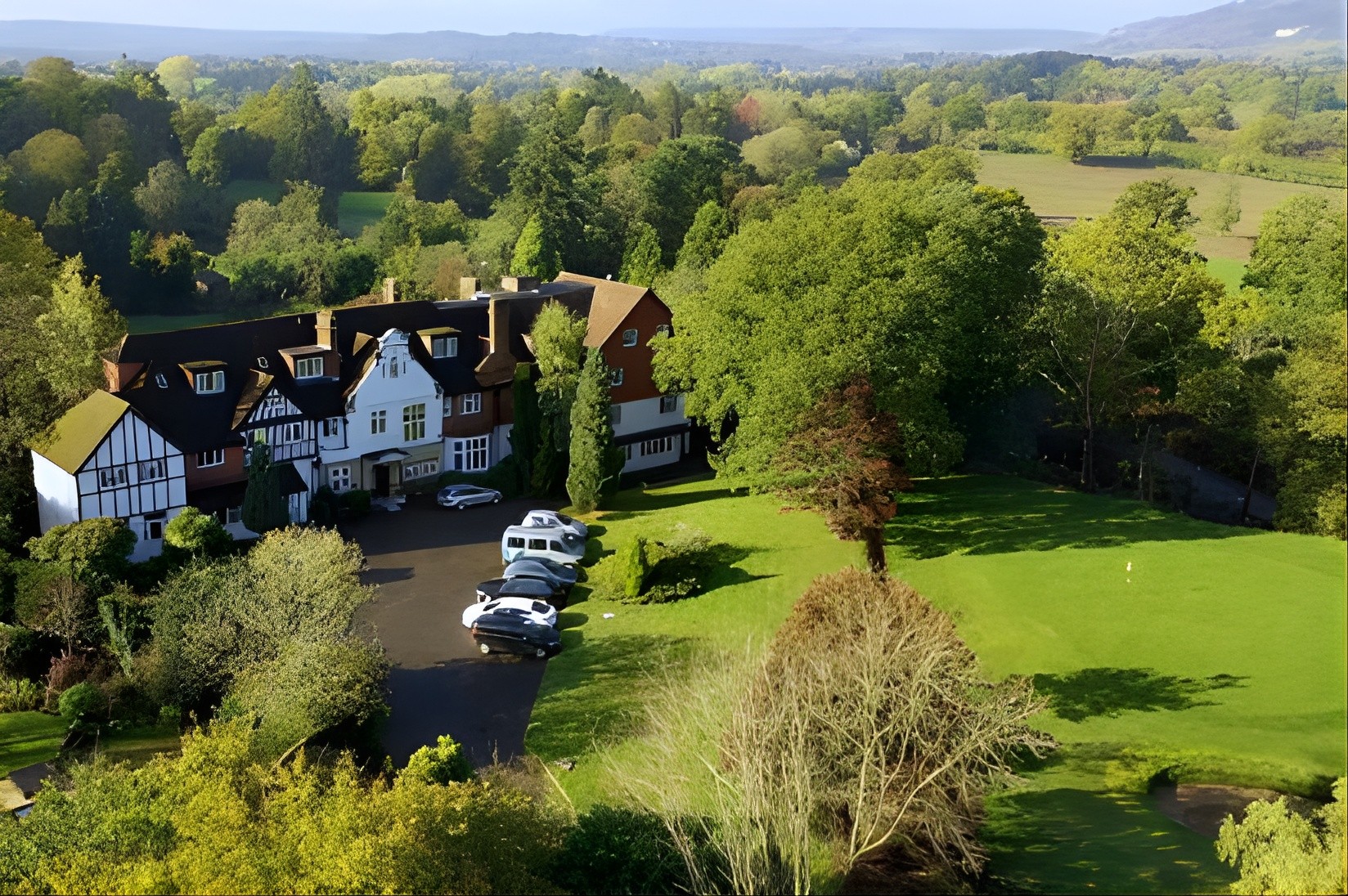 Dungate Manor, Flanchford Road