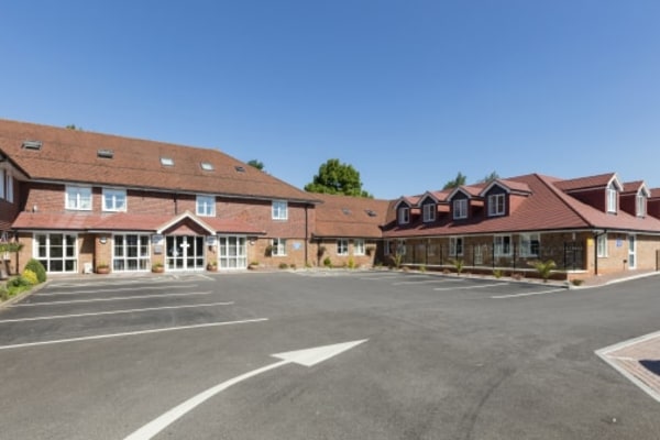 Tara's Retreat Care Home, High Street