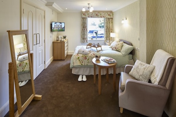 Milton Court Care Home - Avery Healthcare MK7 6JD