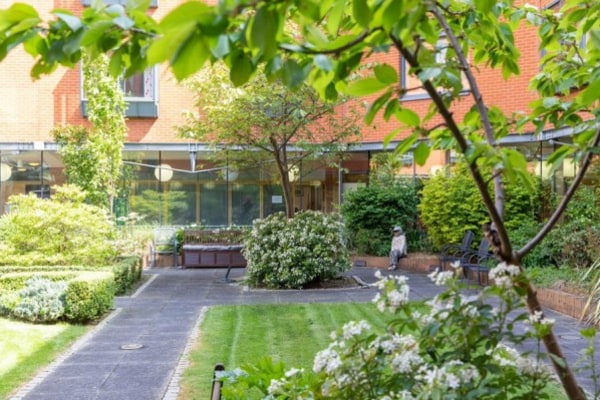 Stella & Harry Freedman House, Betty and Asher Loftus Centre