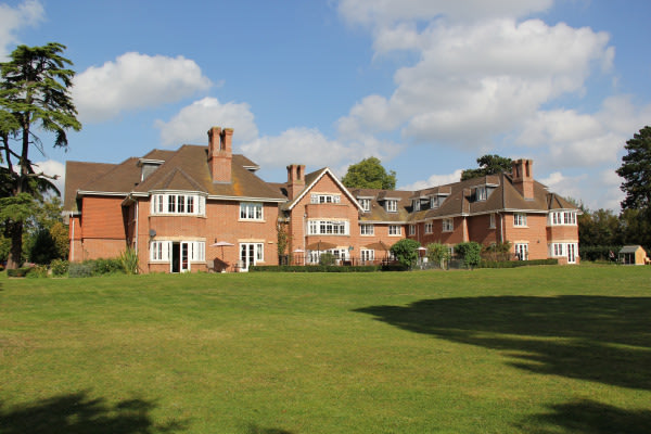 The Manor, Church Road