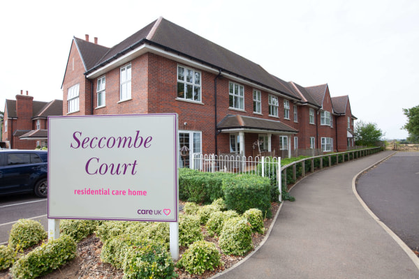 Seccombe Court, Banbury Road