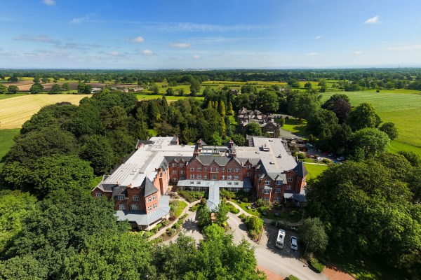 Cranford Grange, Barclay Park