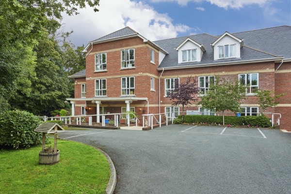 Solent Grange Care Home, Staplers Road