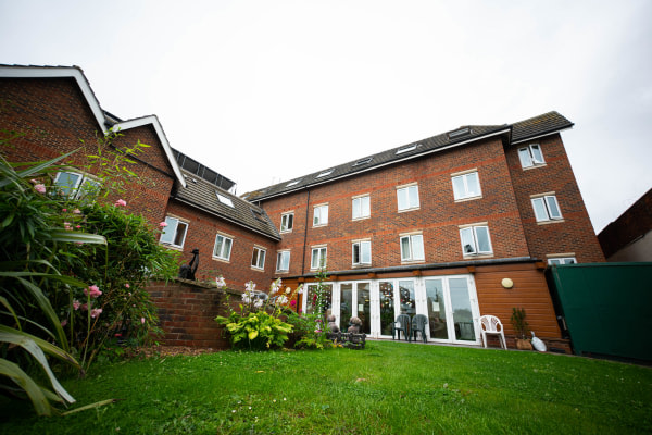 Sutton Court Care Centre care home, 486/488 Sutton Common Road, Sutton ...