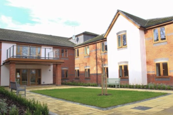 Oakview Care Home, 14/20 Overfield Road