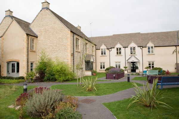 Jubilee Lodge, Meadow Way