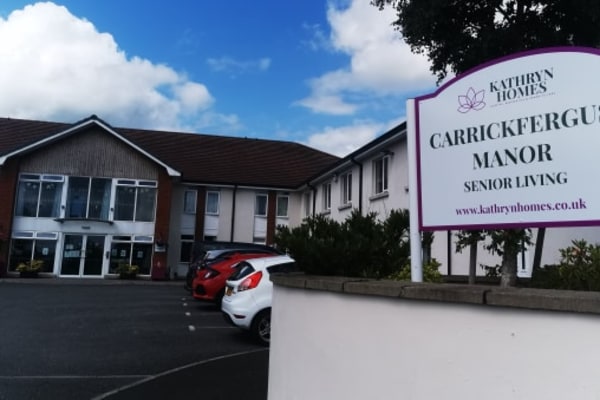 Carrickfergus Manor, 76 Dunluskin Gardens