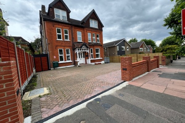 Oak Lodge Care Home, 28 Oakwood Avenue