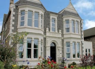 Abbey Gate Care Home 71 Beach Road Weston Super Mare North Somerset Bs23 4bg 18 Reviews