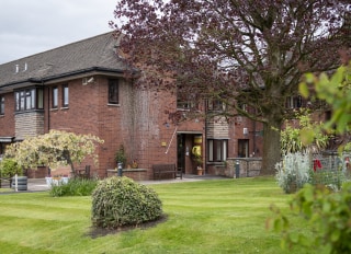 Henlow Court, Dursley, Gloucestershire