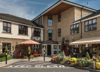 Birchwood Grange Care Home - Avery Healthcare, Harrow, London