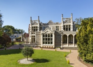 Chesham Bois Manor, Chesham, Buckinghamshire