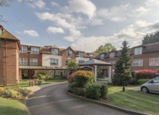 Elstree View Care Home - Avery Collection