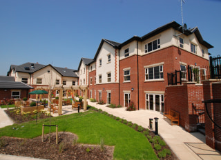 Hanford Court Care Home - Avery Healthcare