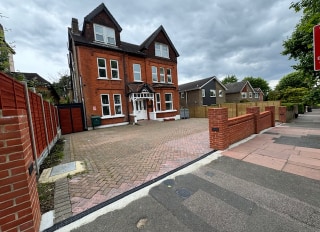 Oak Lodge Care Home, Beckenham, London